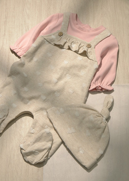 Pagliaccetto salopette con cappello neonata